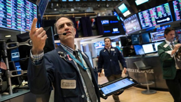 Cổ phiếu công nghệ bị bán tháo, chứng khoán Mỹ giảm điểm mạnh